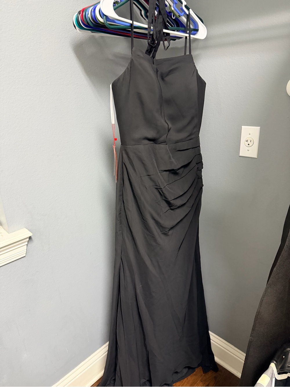 Elegant Black Evening Gown with Draped Waist
